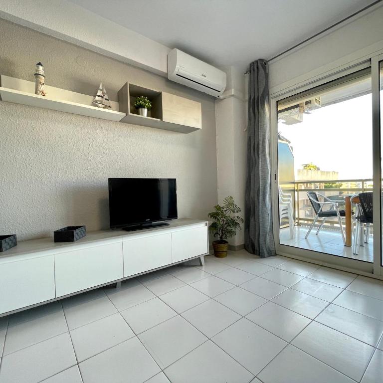 Costa Daurada Apartaments - LA SIRENA - One-Bedroom Apartment - 5