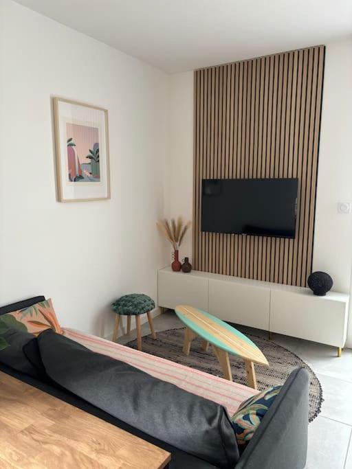 Spacieux appartement neuf au cœur de Bisca plage - Two-Bedroom Apartment - 39