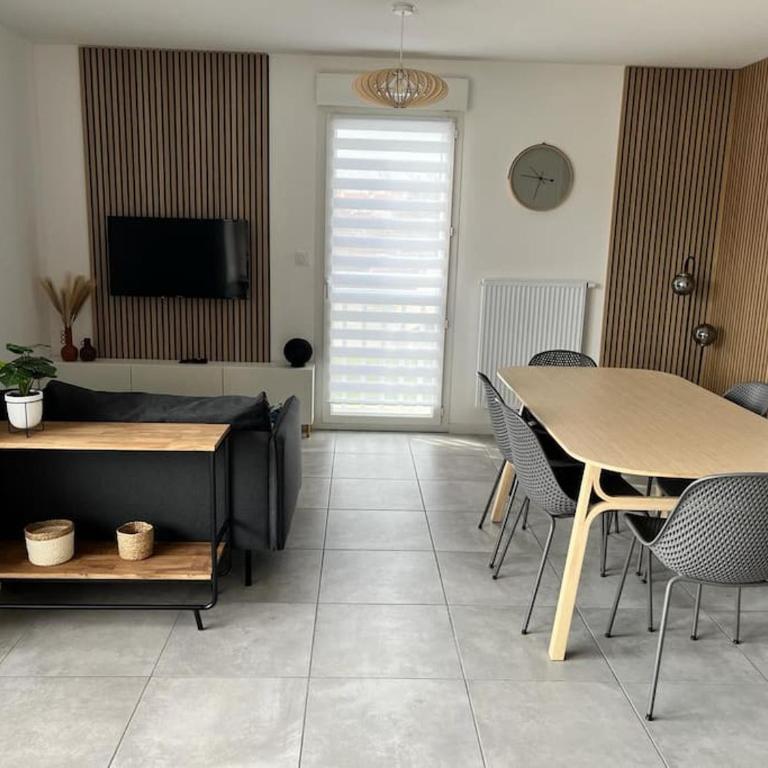 Spacieux appartement neuf au cœur de Bisca plage - Two-Bedroom Apartment - 35