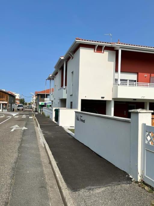 Spacieux appartement neuf au cœur de Bisca plage - Two-Bedroom Apartment - 4
