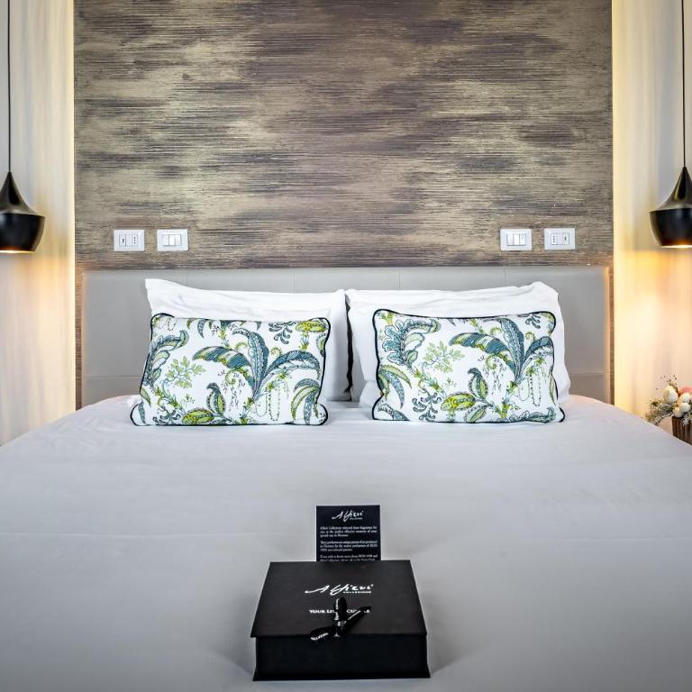 Palazzo Alfieri - Place of Charme - Suite con Vista Fiume - 9