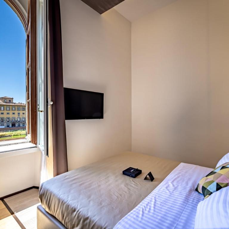 Palazzo Alfieri - Place of Charme - Suite con Vista Fiume - 3