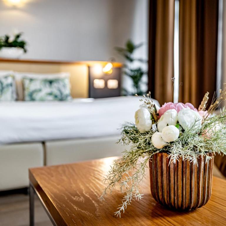 Palazzo Alfieri - Place of Charme - Suite Prestige con Vista Fiume - 7