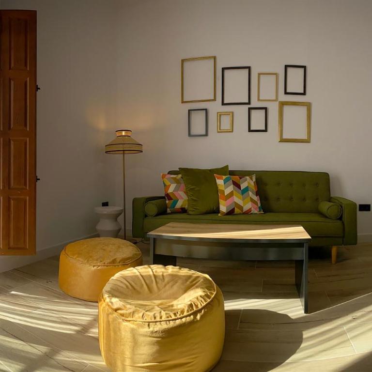 Boutique Casa Caldereros - Estudio Superior - 16