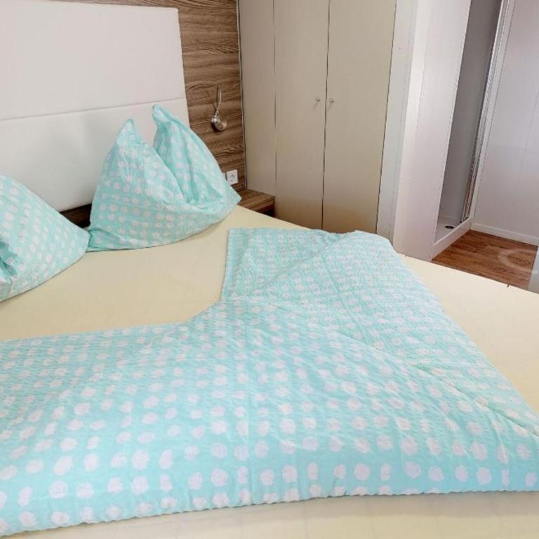 Mobile Home Bodensdorf near Gerlitzen Ski Area - Casa Mobile con 3 Camere da Letto - 5