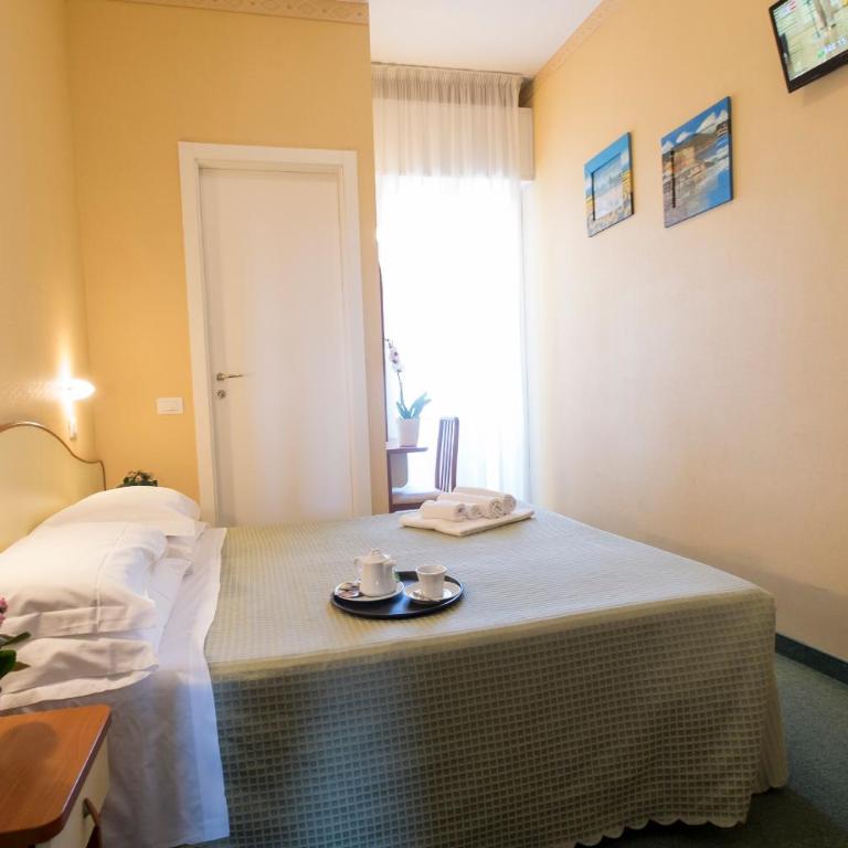 Hotel Crosal - Camera Matrimoniale Smart - 1