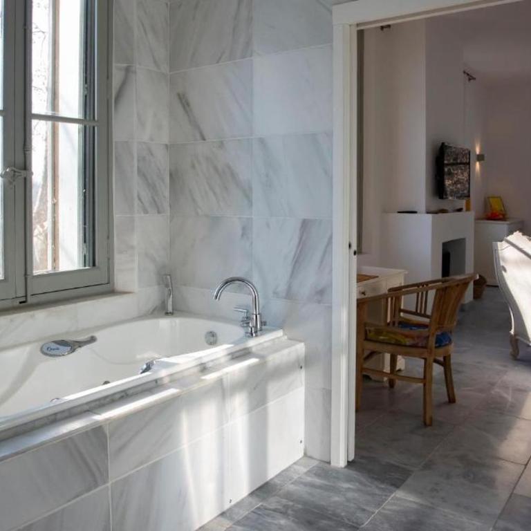 Mas des Bécasses, en Provence - 22 personnes - Villa avec Piscine Privée - 34
