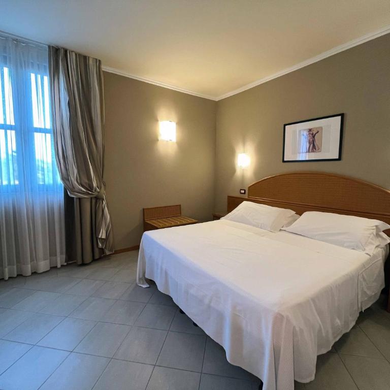 Hotel Regina - Camera Matrimoniale Standard - 1