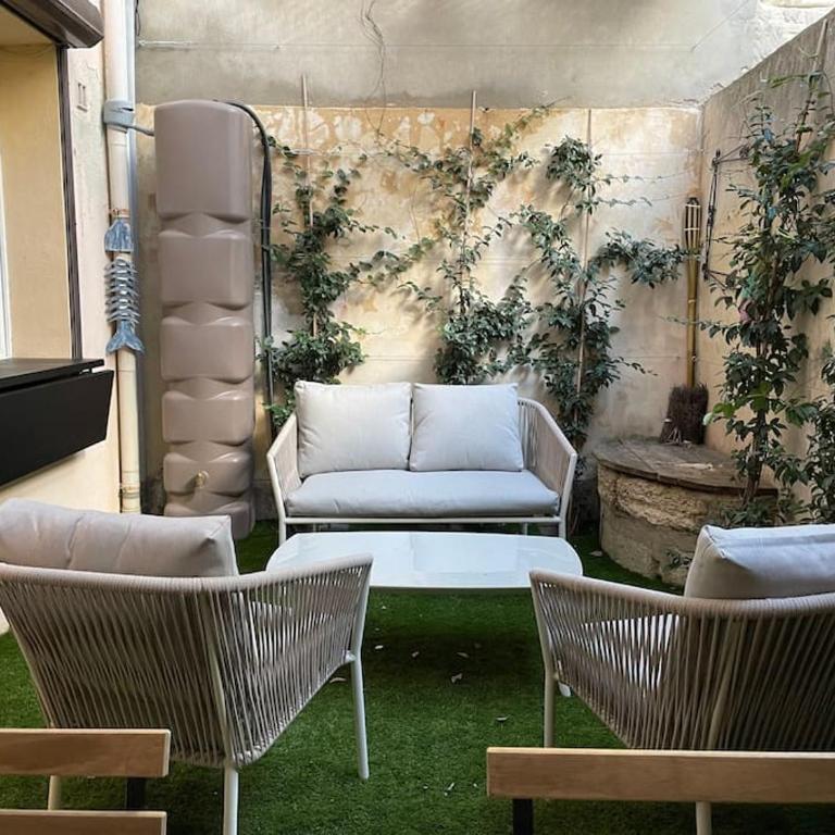 Maison Cosy Intra-muros, clim, parking, extérieur - Casa con 4 camere da letto - 32
