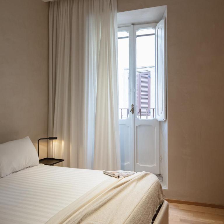 The Spanish Suite Campo de' Fiori - Camera Matrimoniale Standard in Edificio Separato - 11