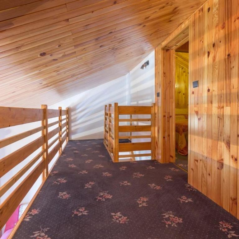 Duplex spacieux · Proche télécabine · 3 pièces, 2 chambres - Appartamento con 1 Camera da Letto - 5