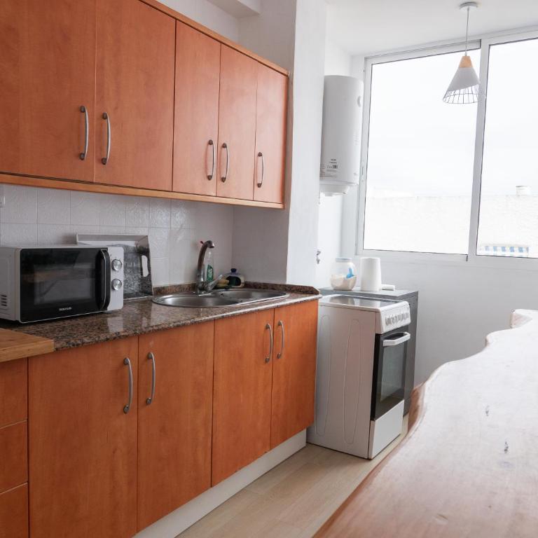 CASA ESTILO NÓRDICO CON VISTAS AL MAR (1ªLINEA) - Apartamento de 2 dormitorios con terraza y vistas al mar - 15