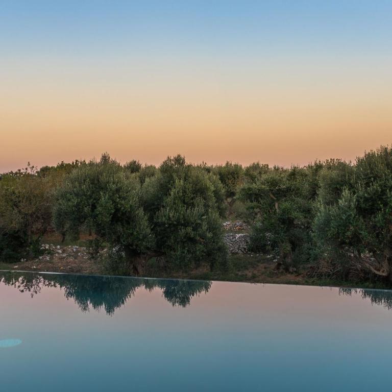 Trullo in Cisternino with Infinity Pool - Three-Bedroom Trullo House - 1