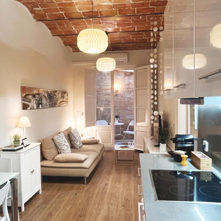CON GRACIA - Two-Bedroom Apartment - 9
