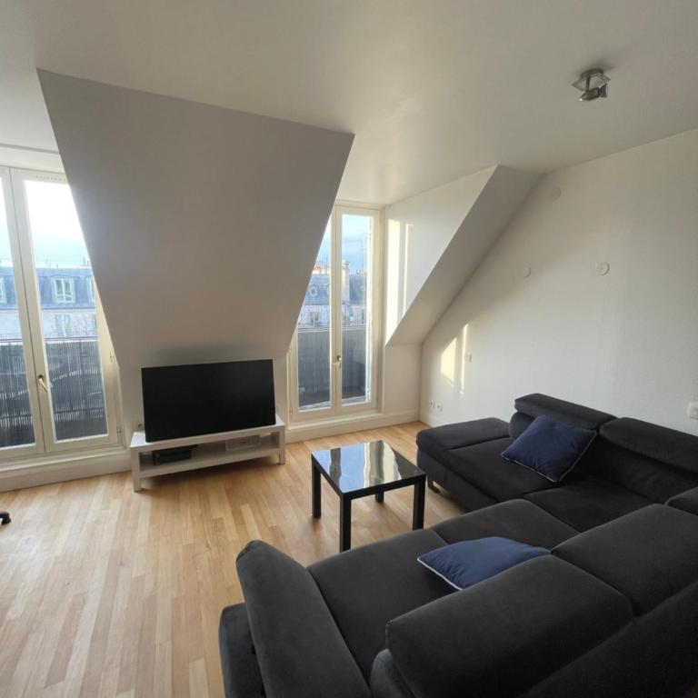 Paris 5e arr Place Saint Michel - Appartement 1 Chambre - 2