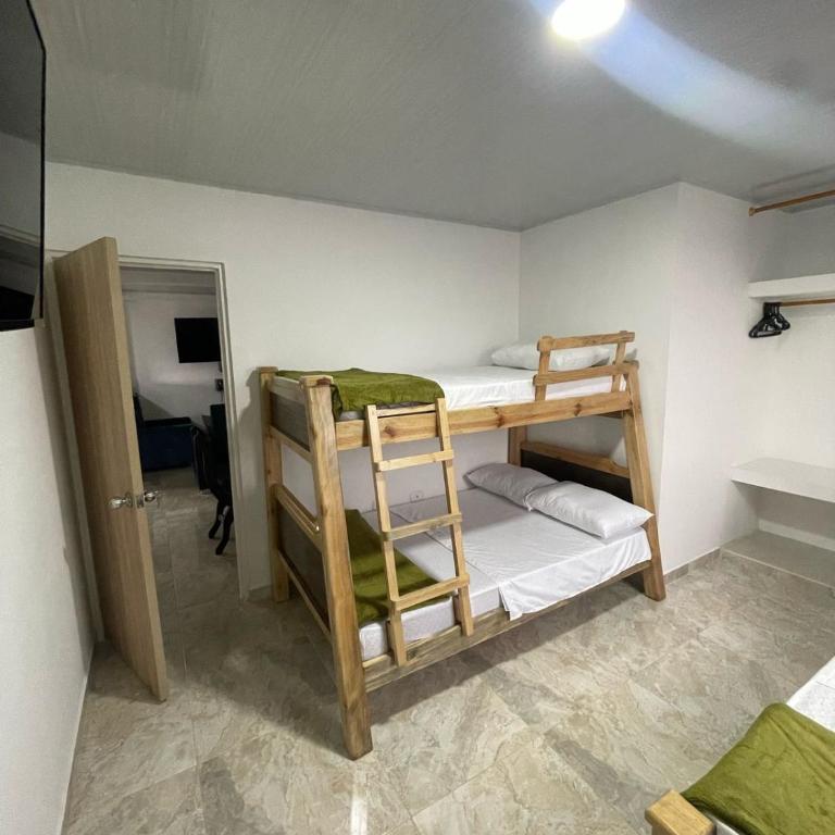 Aparta Hotel Armenia - Apartamento de 2 dormitorios - 9