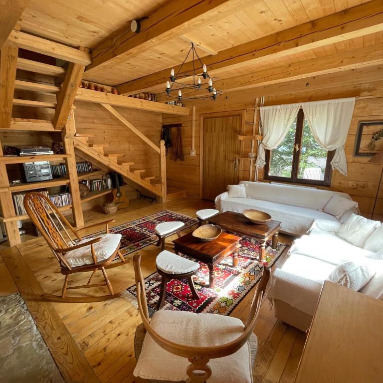Fireplace Chalet - Three-Bedroom Chalet - 3