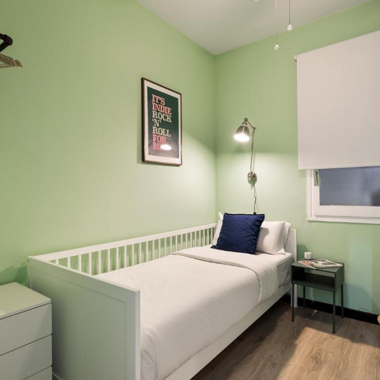 Maria Poblenou Apartment by Olala Homes - Three-Bedroom Apartment - 10