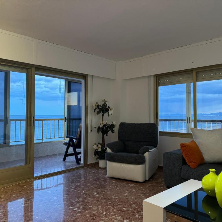 Apto. Cullera vistas espectaculares primera línea - Apartamento de 2 dormitorios - 7
