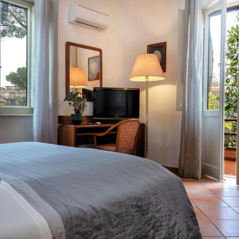 Comfort Rooms Villa Gaia Tor Vergata - Chambre Double avec Terrasse - 2