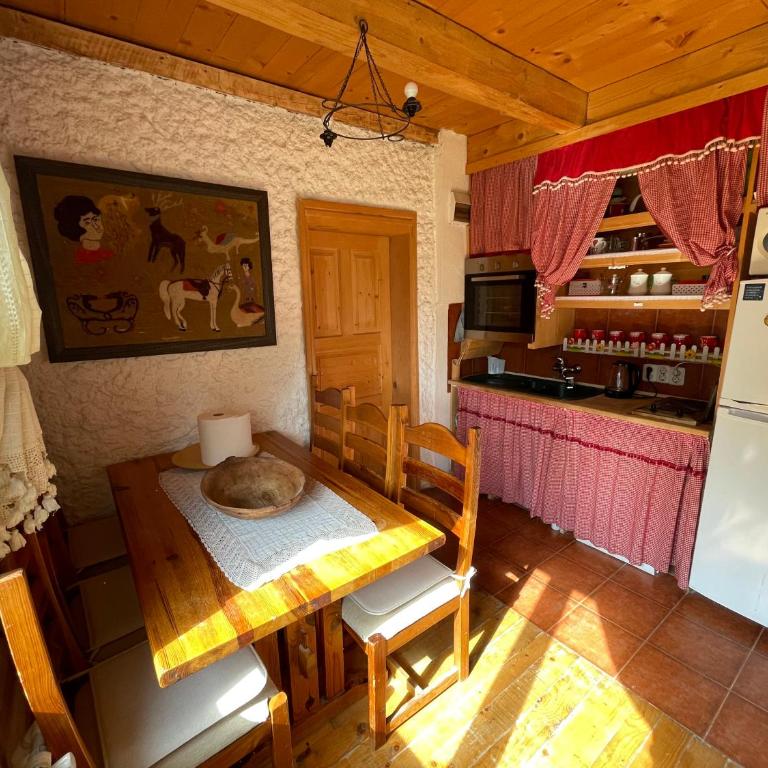 Fireplace Chalet - Three-Bedroom Chalet - 30