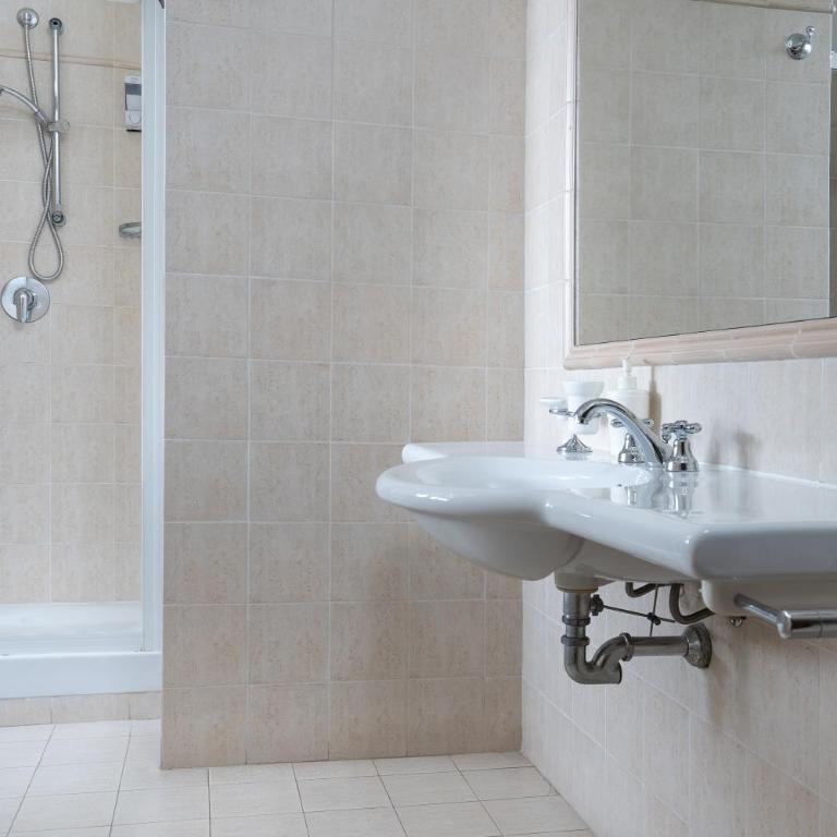 Comfort Rooms Villa Gaia Tor Vergata - Chambre Double avec Terrasse - 8