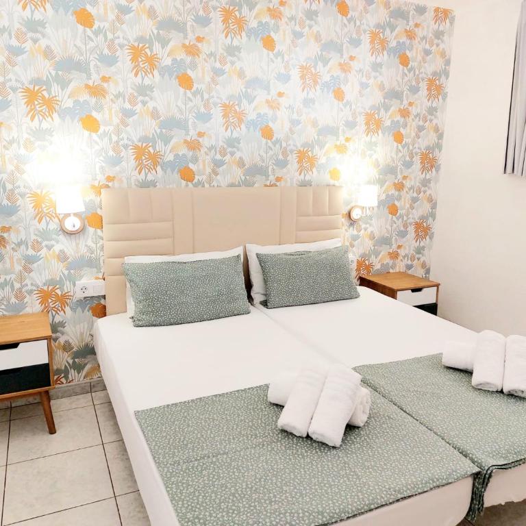 Los Geranios Apartment with Amazing Sea View Air Conditioned - One-Bedroom Apartment - 17