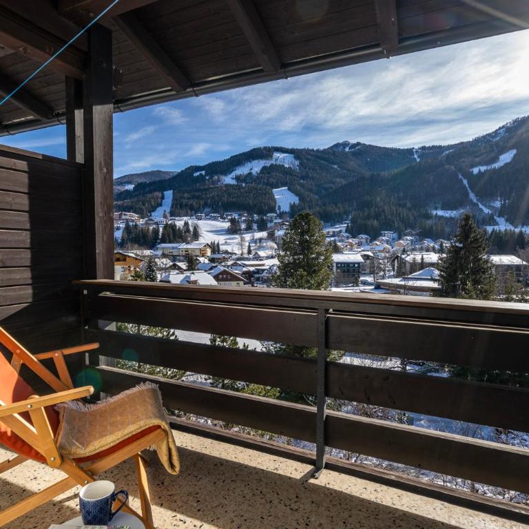 Gästehaus Schusser an der Therme, Frühstück, Doppelzimmer und Ferienwohnung - Doppelzimmer mit Balkon - 5