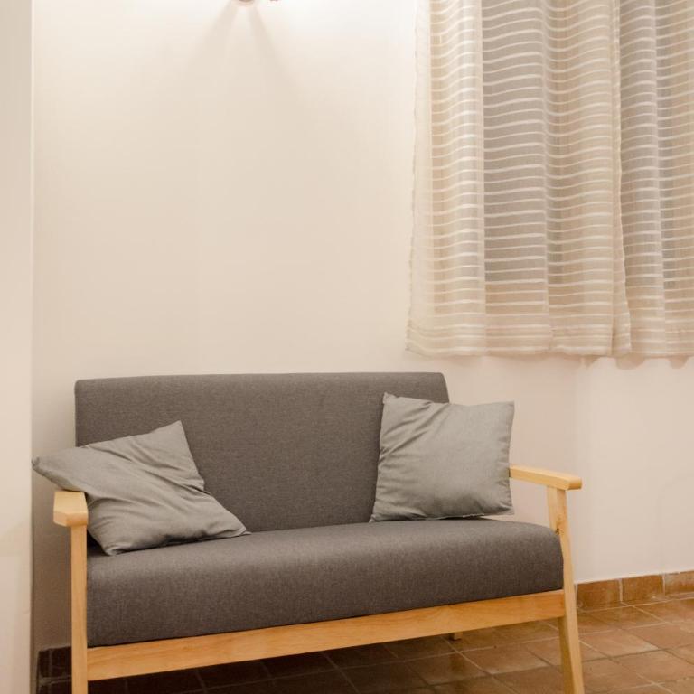 Downtown Lodge Museum - One-Bedroom Apartment - 8
