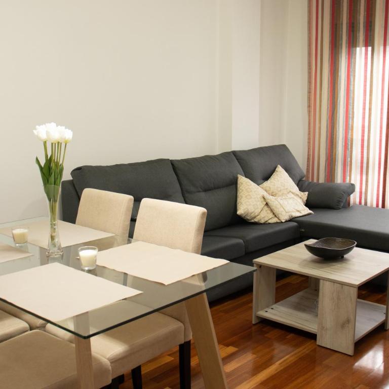 Maison Camelias en Pontevedra centro con parking incluído - Apartamento de 2 dormitorios - 2