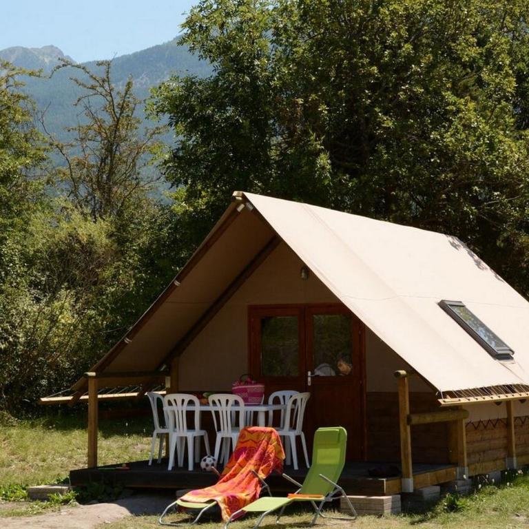Camping le Petit Liou Sites & Paysages - Two-Bedroom Chalet - 3