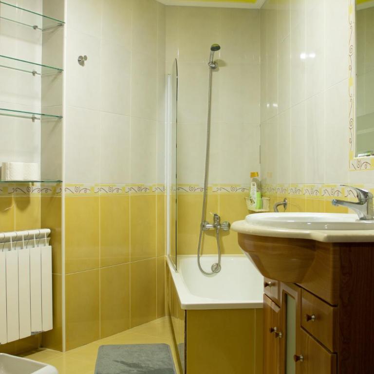 Maison Camelias en Pontevedra centro con parking incluído - Apartamento de 2 dormitorios - 28