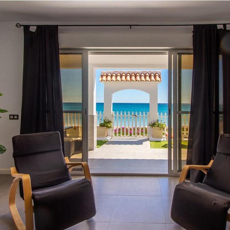 Casa con acceso directo a la playa de Mojácar - Casa Vacacional de 3 dormitorios - 9