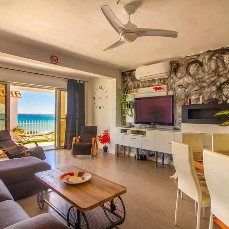 Casa con acceso directo a la playa de Mojácar - Casa Vacacional de 3 dormitorios - 11