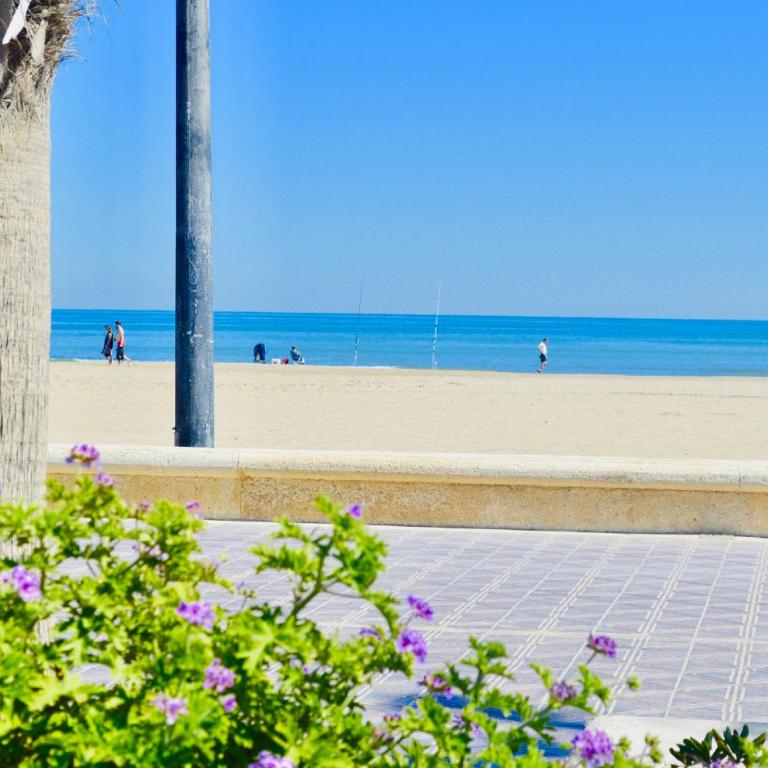 Sea View Apartment Sabbia Valencia - One-Bedroom Apartment - 12
