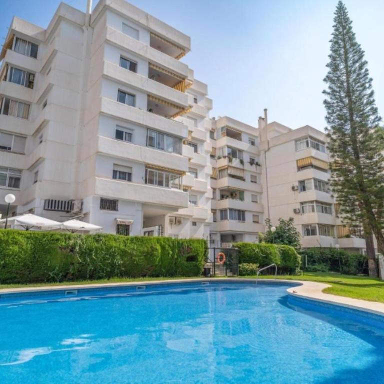 The Charming Oasis! 2 bedrooms - By HelloDomik - Two-Bedroom Apartment - 26