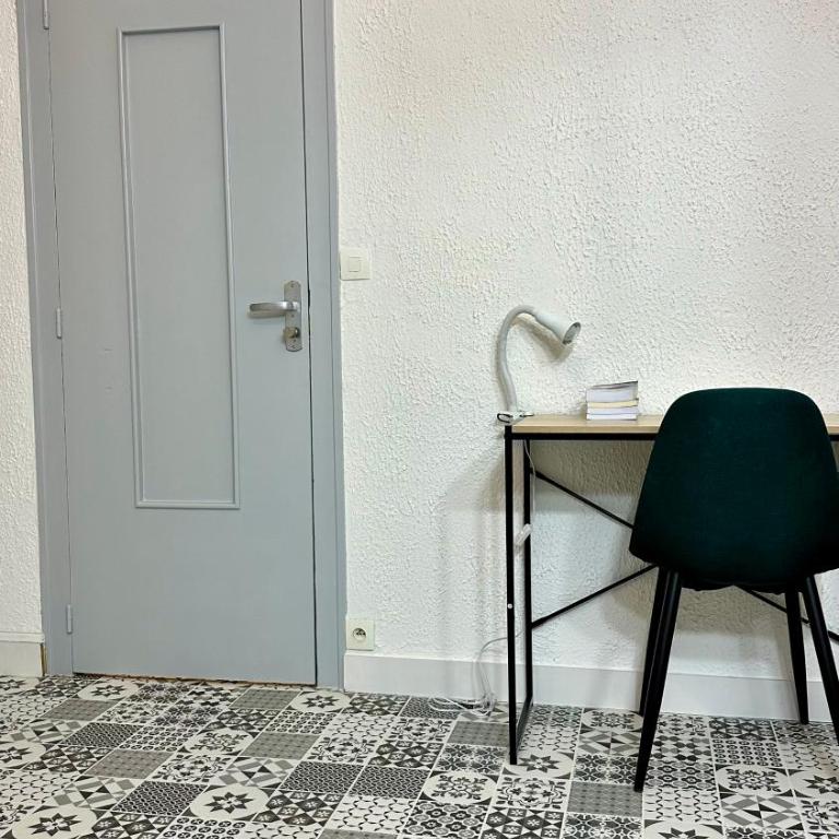LE BORD DE LA LOIRE - chambre avec salle de bains commune - Deluxe Room - 5