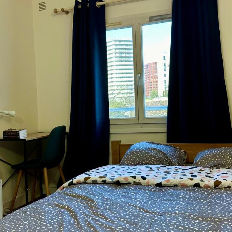 LE BORD DE LA LOIRE - chambre avec salle de bains commune - Double Room - 10