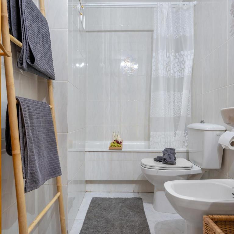Casa Tomi y Luca - Three-Bedroom Apartment - 26