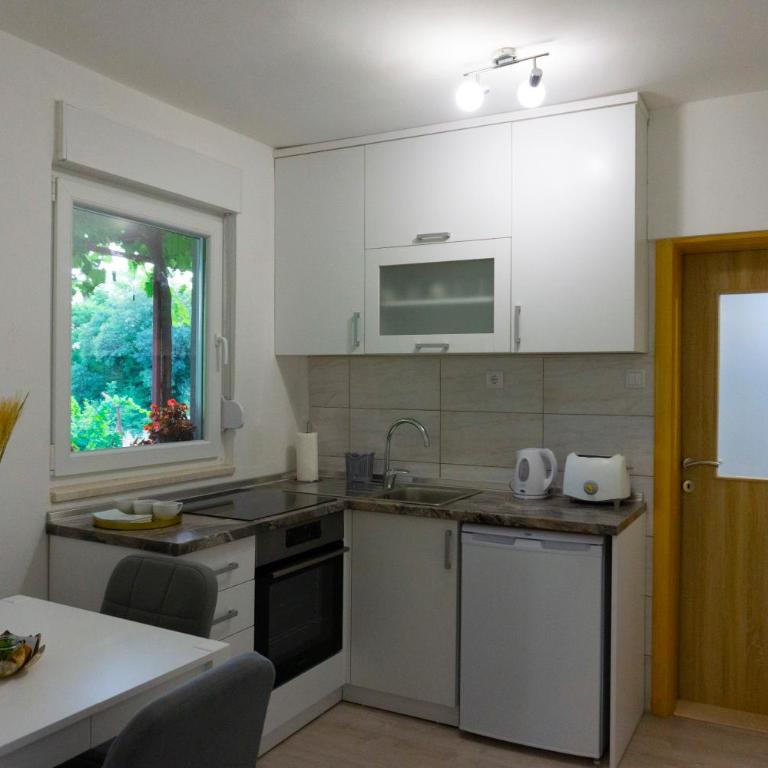 UKROPINA APARTMENTS - Apartman sa 2 Spavaće Sobe - 3