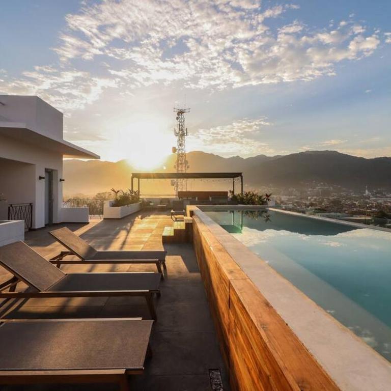 Torre Catalina. Ultra-Modern Versalles Getaway - Apartamento de 2 dormitorios - 1