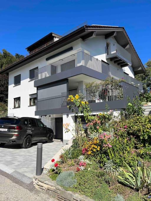 Exklusive Ferienwohnung LAKEVIEW in Bestlage Mattsee, beschattbare Dachterrasse mit Panoramablick über den See - Apartment mit 2 Schlafzimmern - 27