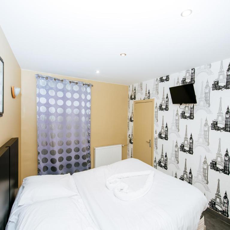 Hotel De La Poste - Chambre Double Standard - 14