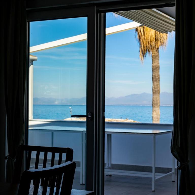 +61 - Sea View Apartment - Appartamento con Vista Mare - 25
