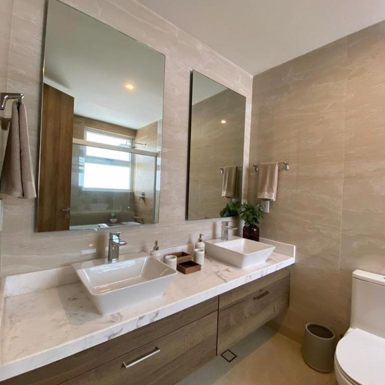 Camino al Mar Apartment Gold with Amazing View of the Ocean, Beach and Swimming Pool, 3 Rooms - Three-Bedroom Apartment - 41