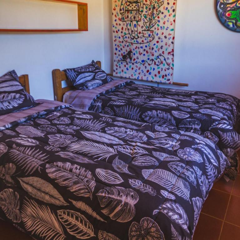 The Red Roof House WiFi - Two-Bedroom House - 16