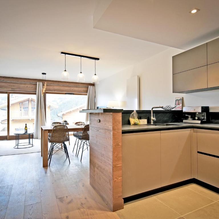 Spacieux appartement avec terrasse à 2 min des pistes, parking couvert et conciergerie - FR-1-613-98 - Appartamento - 10