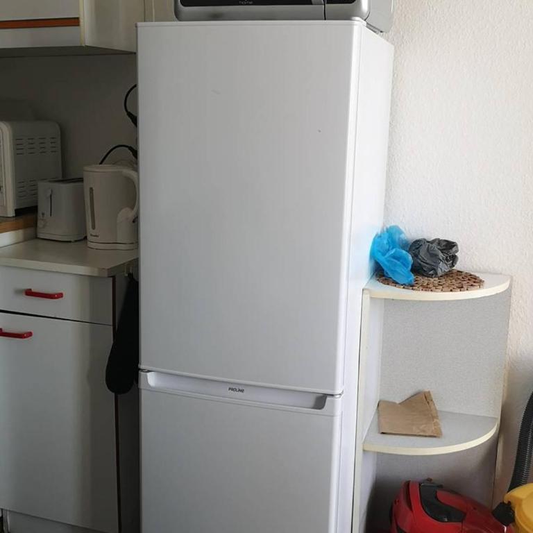 Studio avec Parking, WIFI et Animaux Acceptés à Balaruc-les-Bains - FR-1-680-36 - Appartement - 8