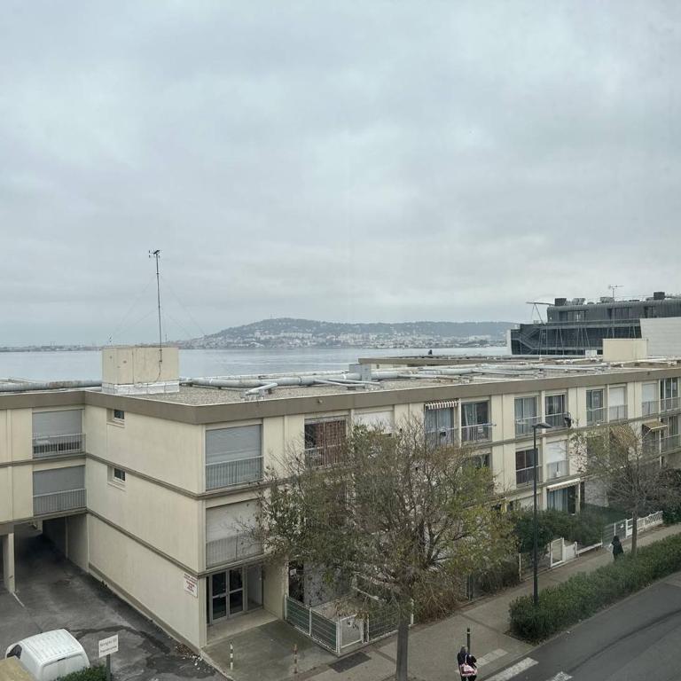 Studio avec Parking, WIFI et Animaux Acceptés à Balaruc-les-Bains - FR-1-680-36 - Appartement - 10