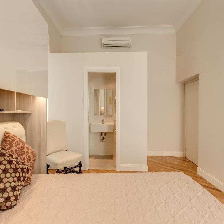 Casa Claudia Giulio Cesare - Camera Matrimoniale Deluxe 2 - 1